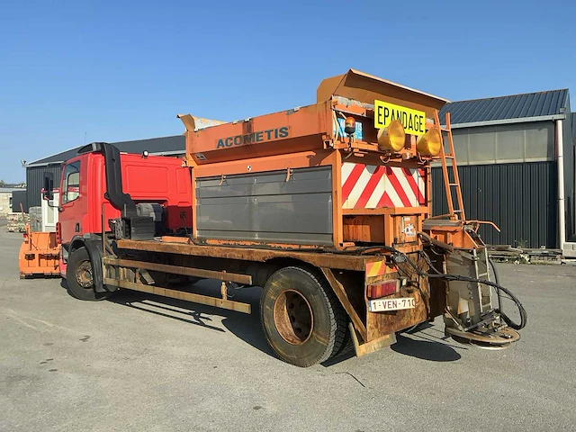 2004 daf 75.360 vrachtwagen met sneeuwruimer en zoutstrooier - afbeelding 23 van  37