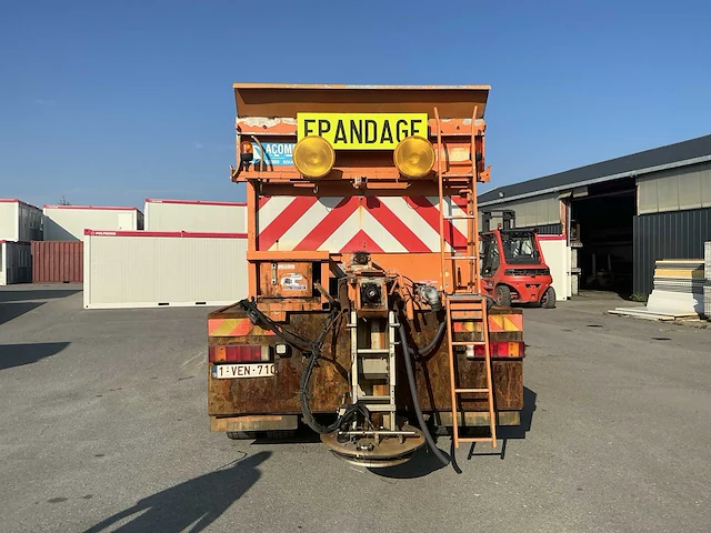 2004 daf 75.360 vrachtwagen met sneeuwruimer en zoutstrooier - afbeelding 33 van  37