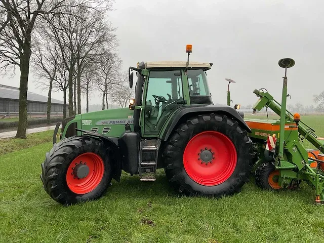 2004 fendt vario tms 818 vierwielaangedreven landbouwtractor - afbeelding 26 van  31