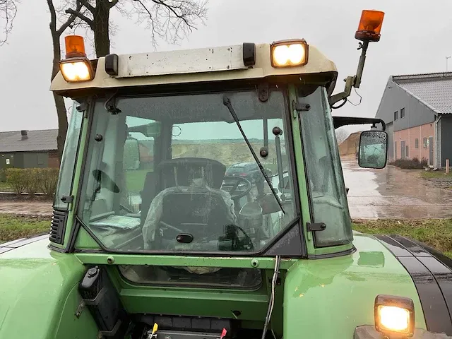 2004 fendt vario tms 818 vierwielaangedreven landbouwtractor - afbeelding 31 van  31