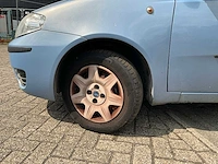 2004 fiat punto personenauto - afbeelding 3 van  39