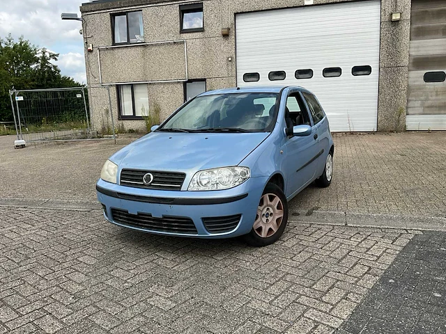 2004 fiat punto personenauto - afbeelding 12 van  39