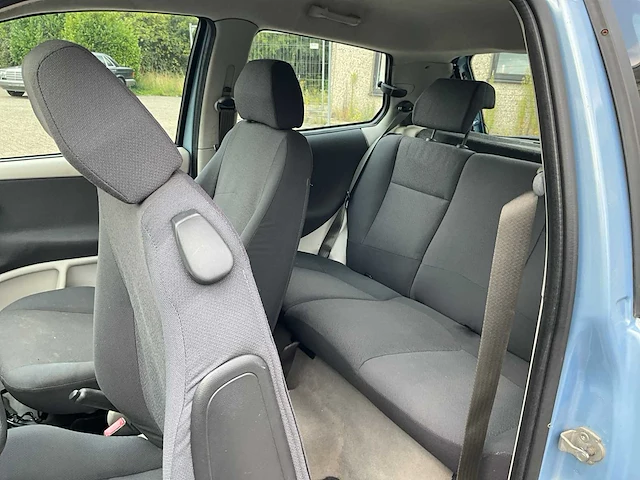 2004 fiat punto personenauto - afbeelding 24 van  39