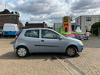 2004 fiat punto personenauto - afbeelding 35 van  39