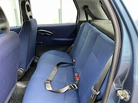 2004 fiat punto personenauto - afbeelding 3 van  34