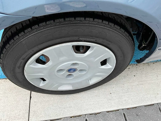 2004 fiat punto personenauto - afbeelding 14 van  34
