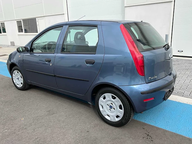 2004 fiat punto personenauto - afbeelding 23 van  34