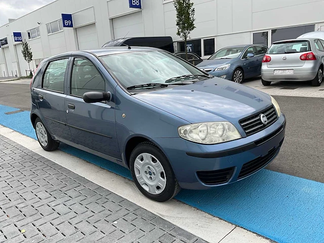 2004 fiat punto personenauto - afbeelding 32 van  34