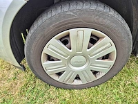 2004 ford fiesta personenauto - afbeelding 7 van  19