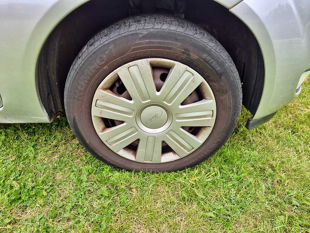 2004 ford fiesta personenauto - afbeelding 8 van  19