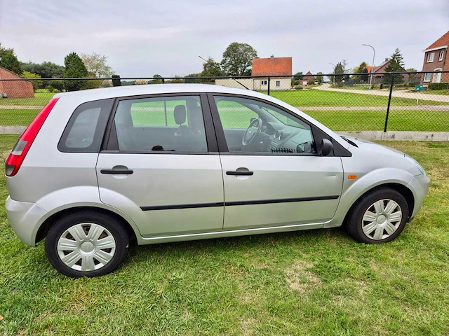 2004 ford fiesta personenauto - afbeelding 14 van  19