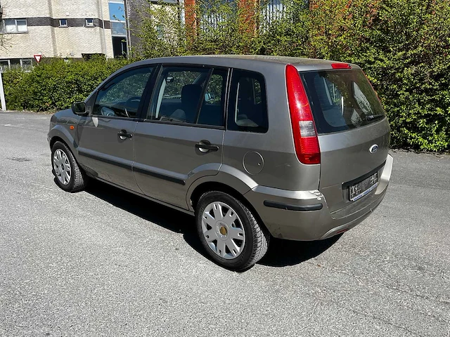 2004 ford fusion 1.4 benzine automaat /airco - afbeelding 13 van  16