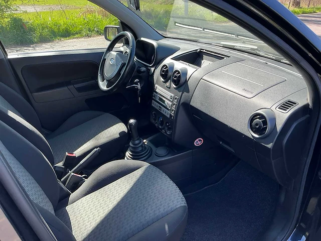 2004 ford fusion - afbeelding 15 van  53