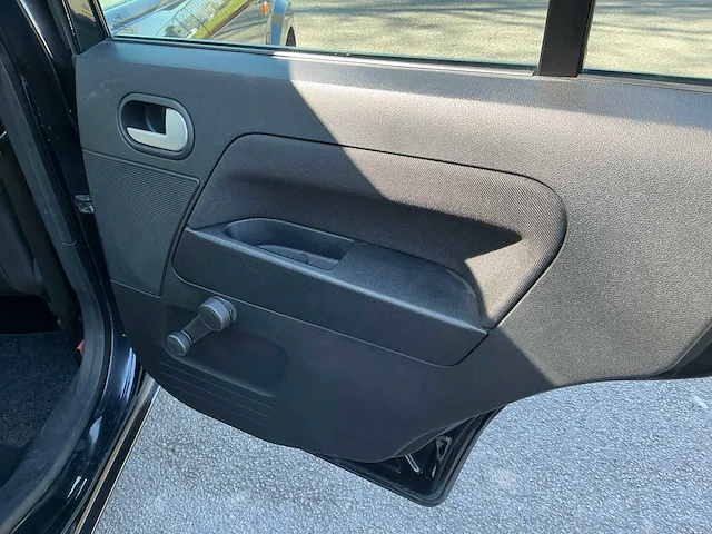 2004 ford fusion - afbeelding 18 van  53