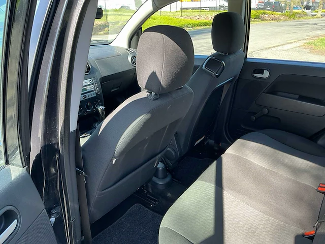2004 ford fusion - afbeelding 24 van  53