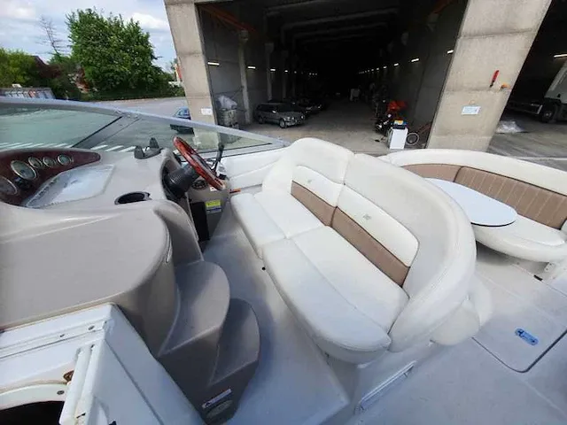 2004 four winns vista 248 motorjacht - afbeelding 29 van  42