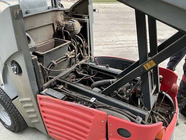 2004 hako citymaster 90 zelfrijdende veegmachine - afbeelding 11 van  21