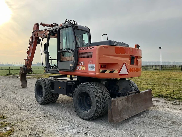 2004 hitachi zx 130w banden graafmachines - afbeelding 23 van  35