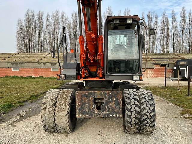 2004 hitachi zx 130w banden graafmachines - afbeelding 35 van  35