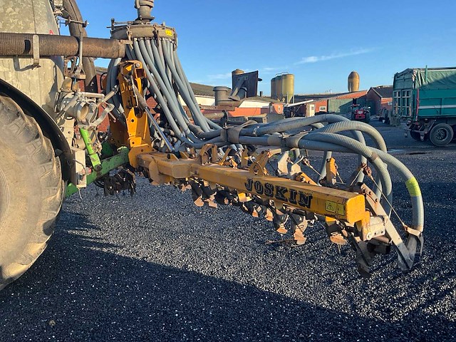 2004 joskin multiaction akker- en graslandbemester - afbeelding 6 van  21