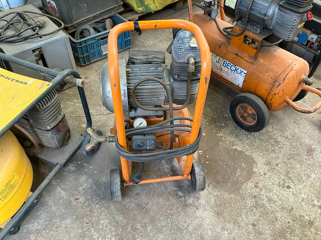2004 kaeser kc202 luchtcompressor - afbeelding 4 van  7