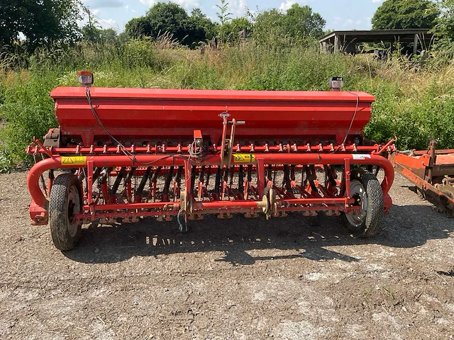 2004 kuhn k1353 zaaimachine - afbeelding 7 van  14