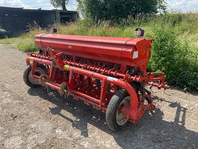2004 kuhn k1353 zaaimachine - afbeelding 8 van  14