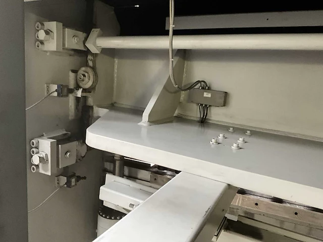 2004 lvd hst-c 31/13 cnc guillotineschaar - afbeelding 4 van  21