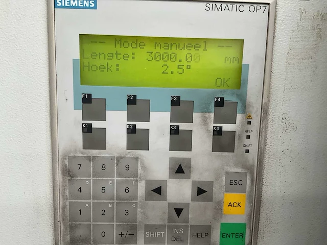 2004 lvd hst-c 31/13 cnc guillotineschaar - afbeelding 17 van  21