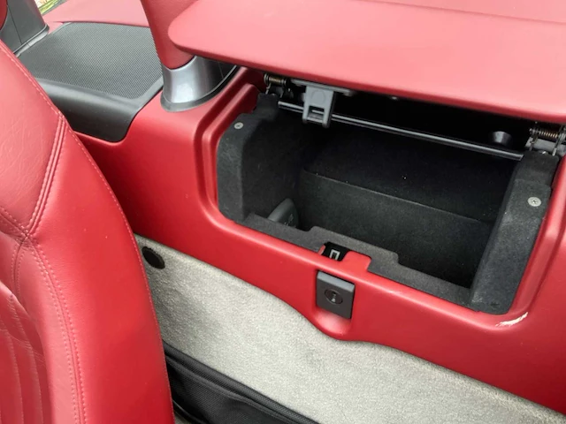 2004 maserati cambiocorsa spyder personenauto - afbeelding 19 van  63