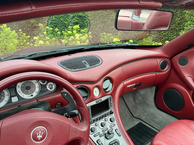 2004 maserati cambiocorsa spyder personenauto - afbeelding 26 van  63