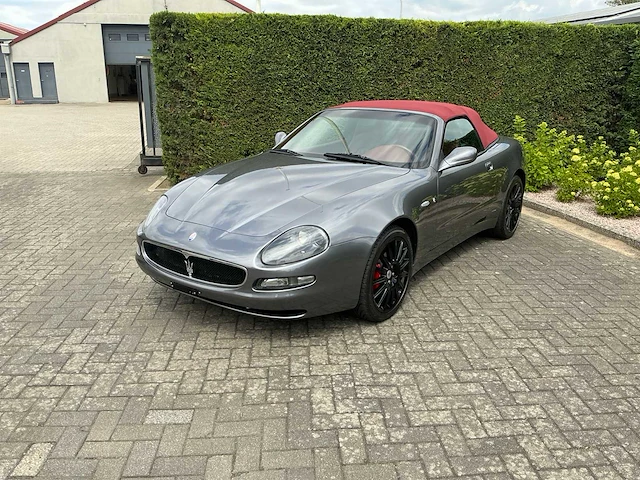 2004 maserati cambiocorsa spyder personenauto - afbeelding 23 van  63
