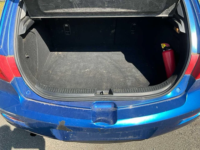 2004 mazda 3 - afbeelding 20 van  41