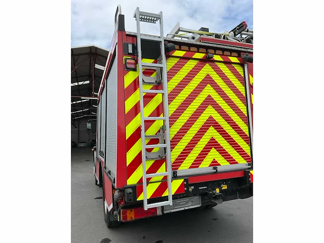 2004 mercedes-benz 1428 af tankautospuit - afbeelding 35 van  66