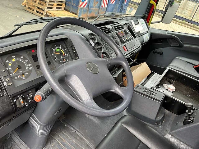 2004 mercedes-benz 1428 af tankautospuit - afbeelding 66 van  66