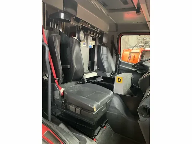 2004 mercedes-benz atego 1428 f/4x2 brandweerwagen - afbeelding 6 van  49