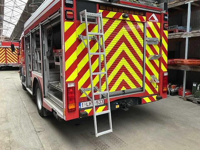 2004 mercedes-benz atego 1428 f/4x2 brandweerwagen - afbeelding 29 van  49