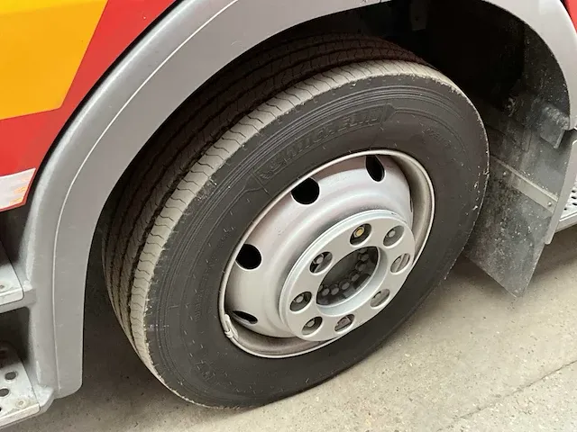 2004 mercedes-benz atego 1428 f/4x2 brandweerwagen - afbeelding 33 van  49