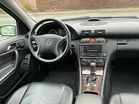 2004 mercedes-benz c220 cdi personenauto - afbeelding 20 van  48