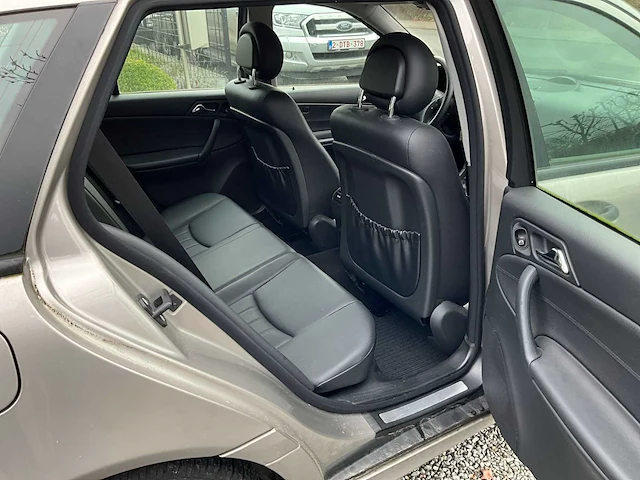 2004 mercedes-benz c220 cdi personenauto - afbeelding 24 van  48