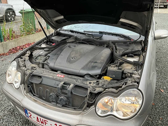 2004 mercedes-benz c220 cdi personenauto - afbeelding 31 van  48