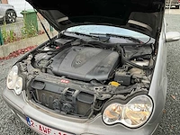 2004 mercedes-benz c220 cdi personenauto - afbeelding 31 van  48