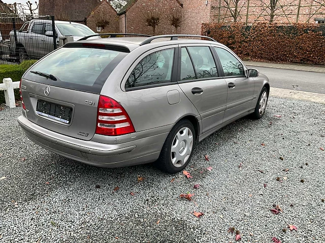 2004 mercedes-benz c220 cdi personenauto - afbeelding 44 van  48