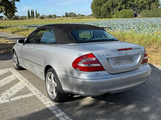 2004 mercedes-benz clk200 - afbeelding 23 van  43