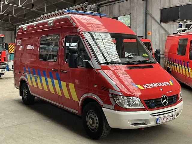 2004 mercedes-benz sprinter 313 cdi -d-1.7 brandweerwagen / materiaalwagen - afbeelding 12 van  28