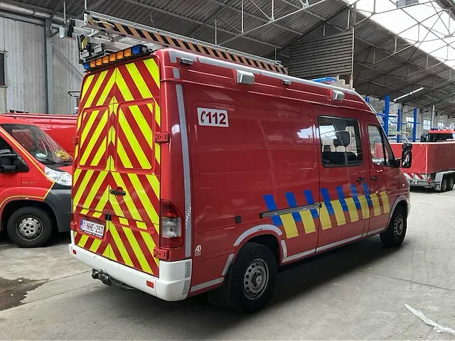 2004 mercedes-benz sprinter 313 cdi -d-1.7 brandweerwagen / materiaalwagen - afbeelding 22 van  28