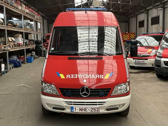 2004 mercedes-benz sprinter 313 cdi -d-1.7 brandweerwagen / materiaalwagen - afbeelding 24 van  28