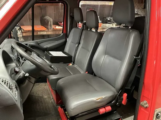 2004 mercedes-benz sprinter 313 cdi -d-1.7 brandweerwagen / materiaalwagen - afbeelding 25 van  28