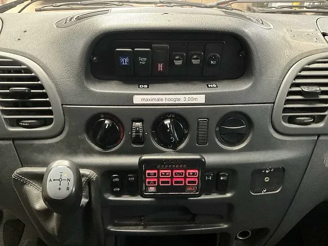 2004 mercedes-benz sprinter 313 cdi -d-1.7 brandweerwagen / materiaalwagen - afbeelding 28 van  28