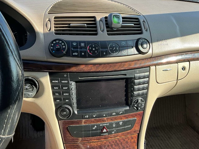 2004 mercedes e220 cdi - afbeelding 8 van  33